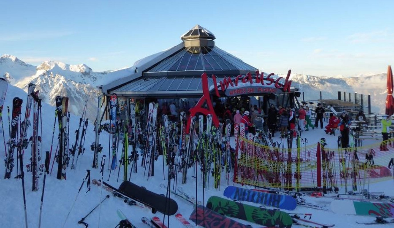Almrausch apres ski bar Schladming